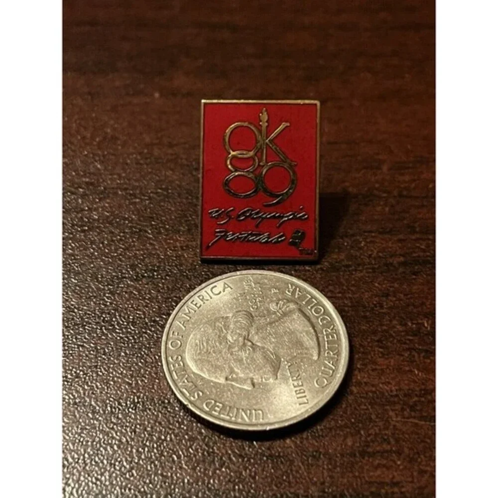 1989 Oklahoma City OK 89 US Olympic Festival Red Lapel‎ Hat Pin